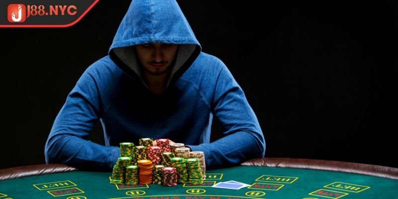 Bí quyết chơi Poker J88 hiệu quả kinh nghiệm từ cao thủ